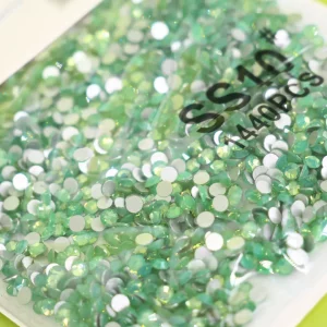 Rhinestones Crystals - Light/Opal Green - SS4